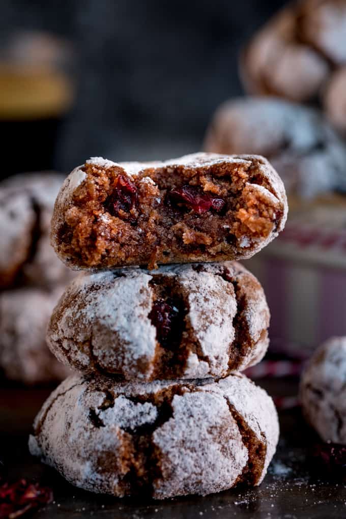 Chocolate-cranberry amaretti cookies