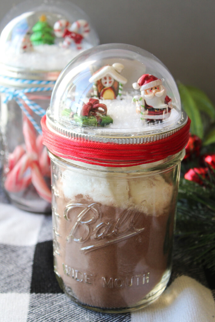 Snow globe mason jar