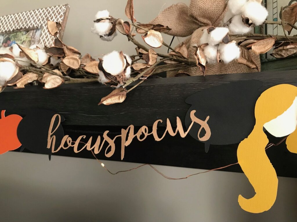 Hocus Pocus Halloween garland