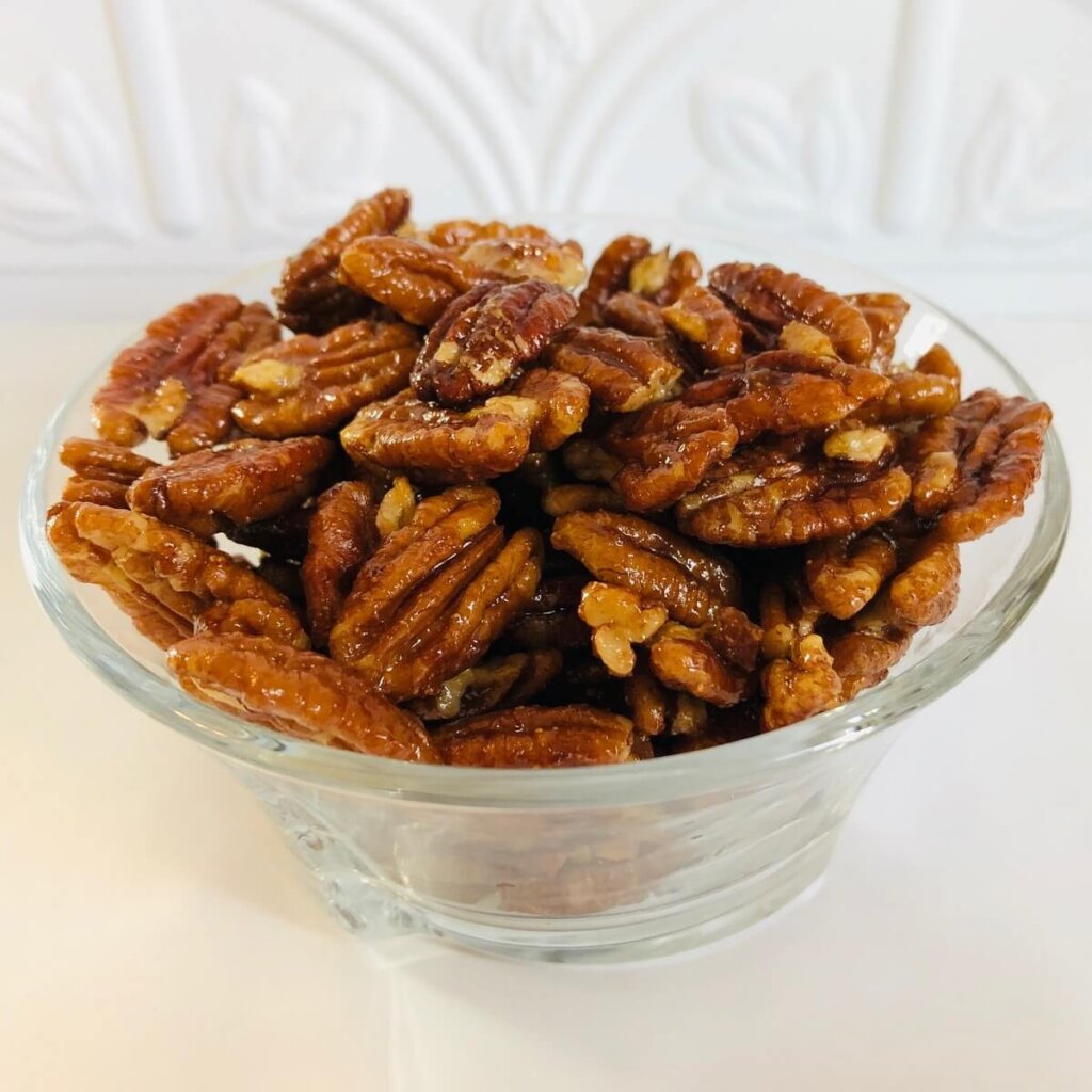 Stovetop candied pecans