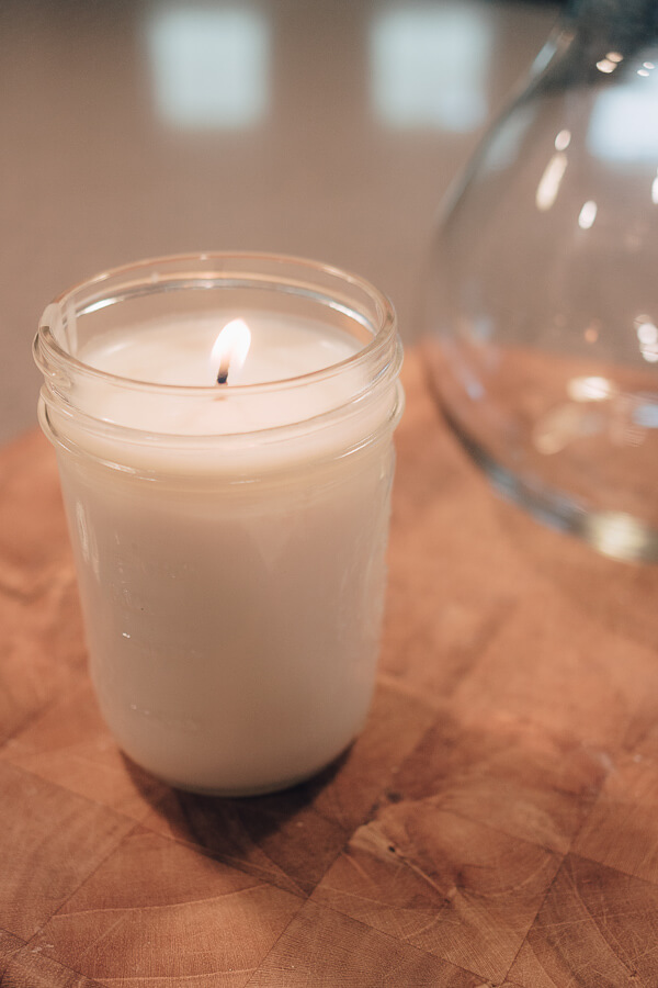 Mason jar candle