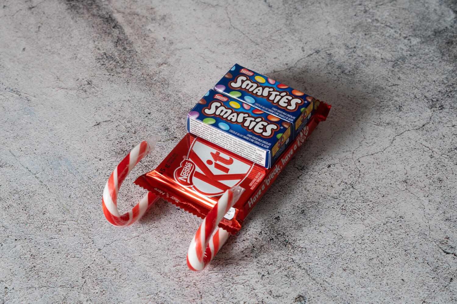 How To Make Adorable Christmas Candy Sleighs (Step By Step!)