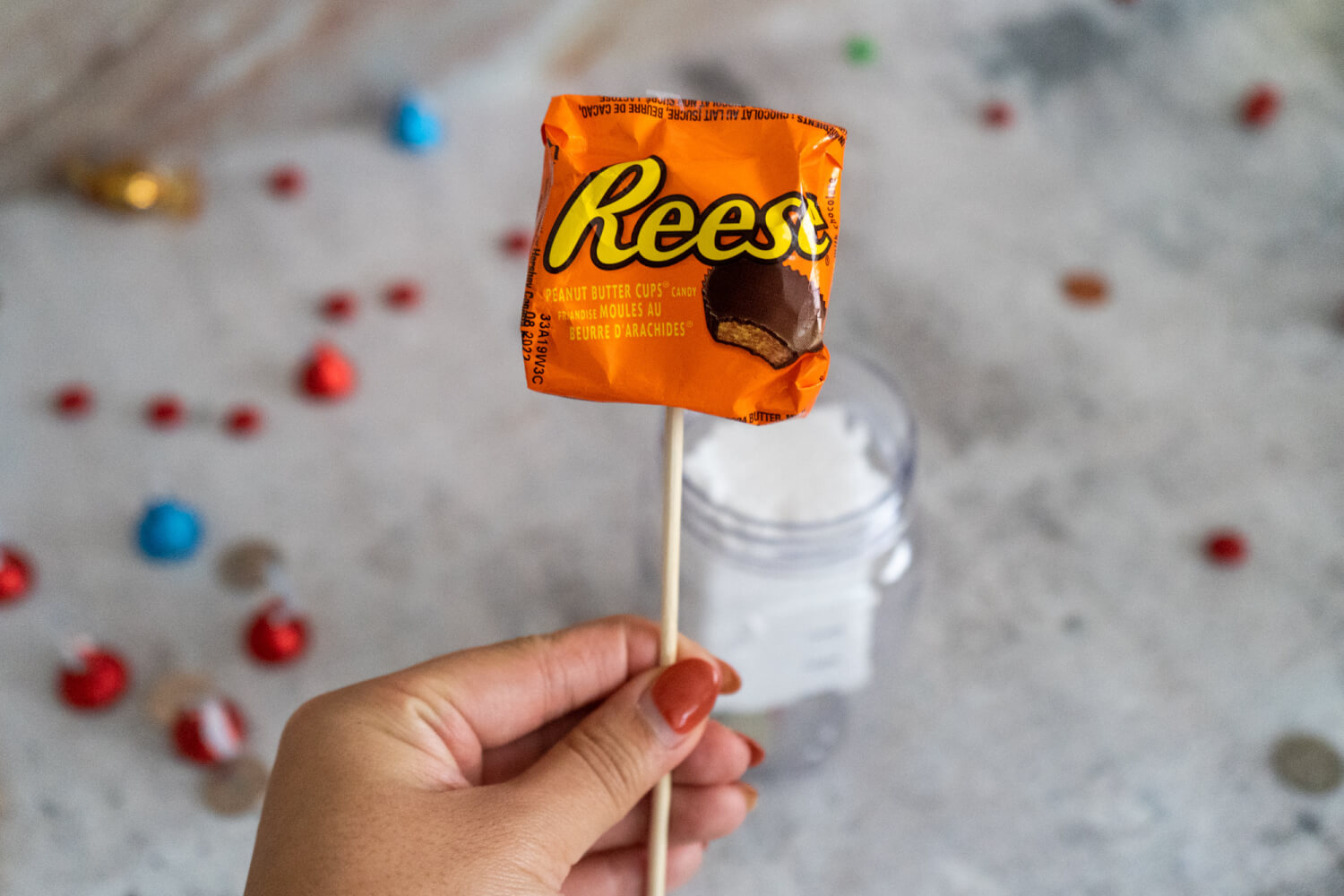 How to Make a Mason Jar Candy Bouquet (Step by Step!)