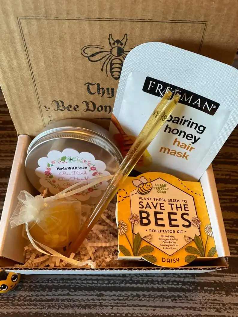 A Bee Gift Box