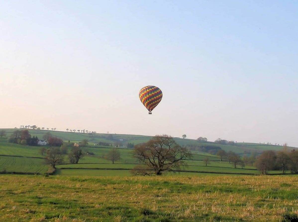 A Sunrise Balloon Flight for Two